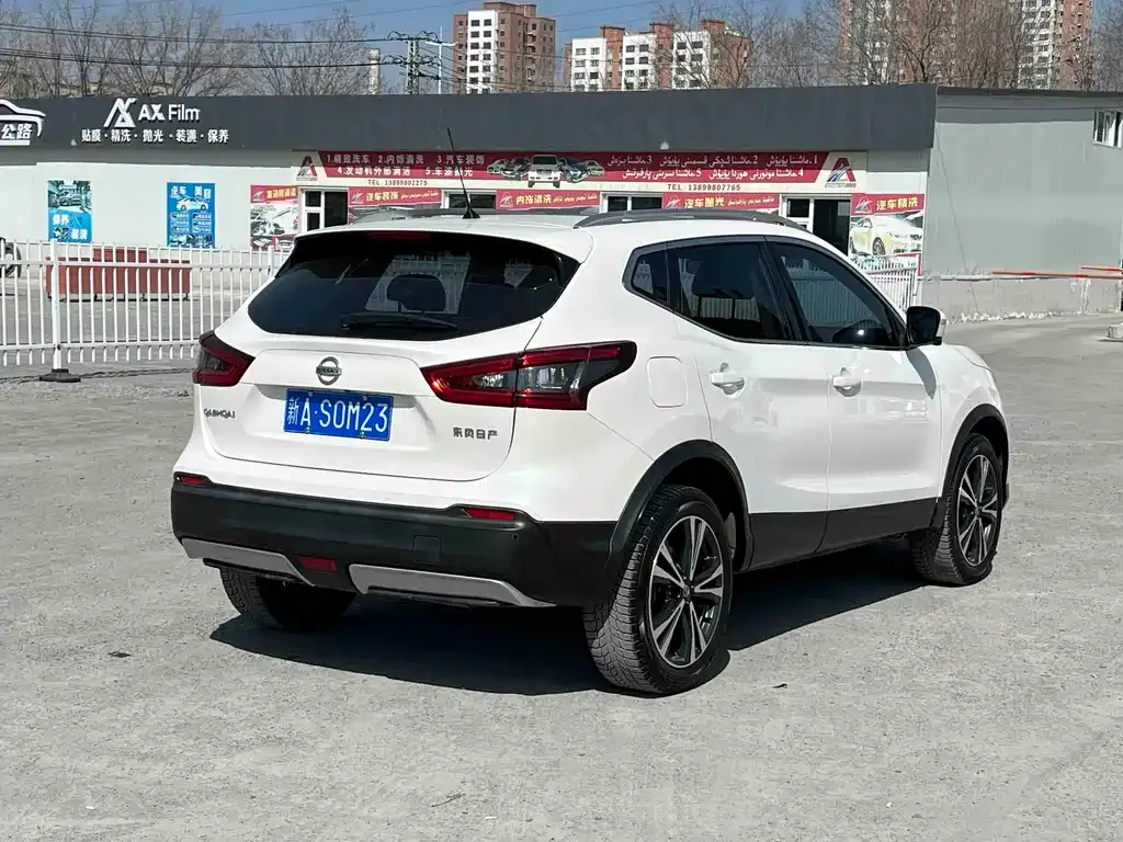 Nissan Qashqai — фото 3