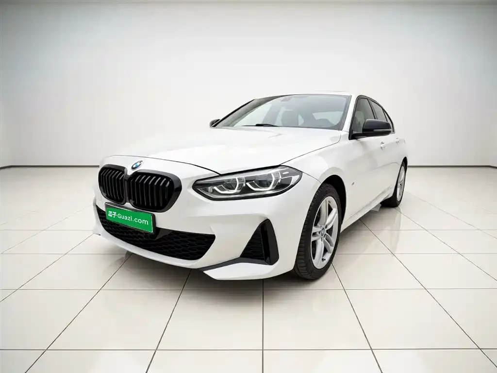 BMW 1 Series — фото 1
