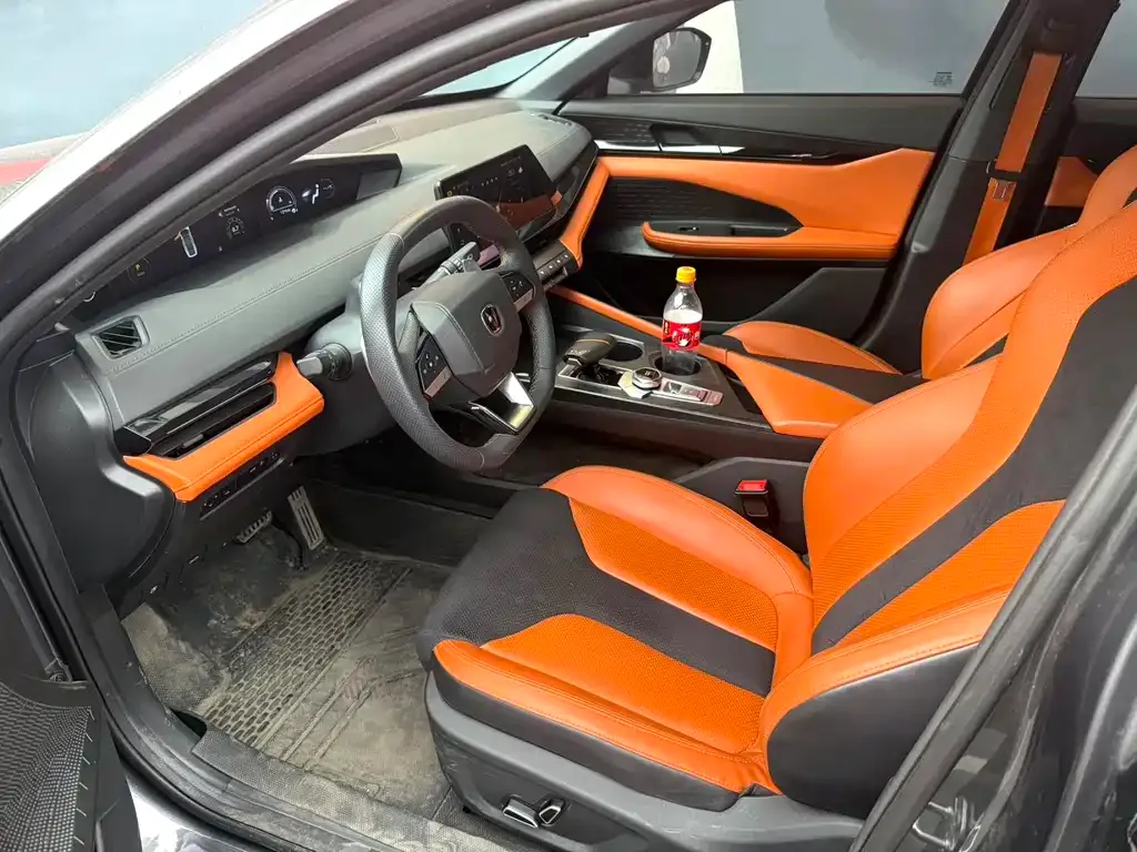 Changan UNI-V 2023 из CN, фото 2