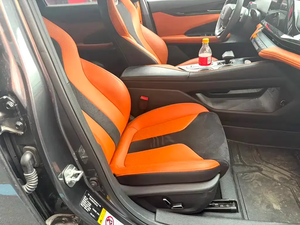 Changan UNI-V 2023 из CN, фото 4
