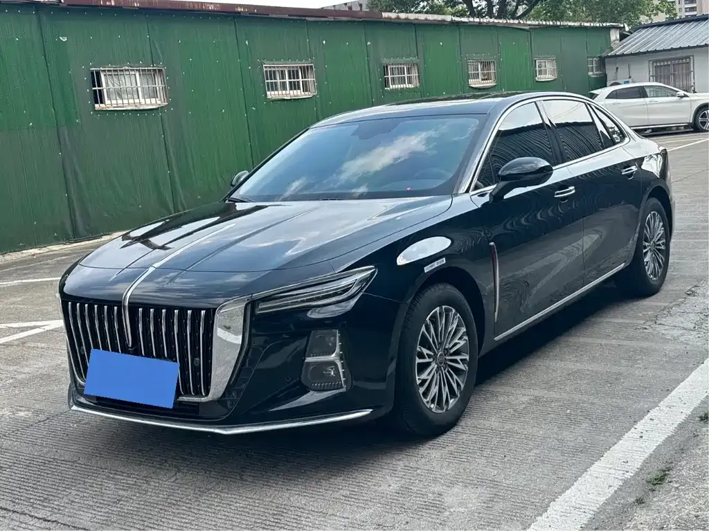 Hongqi H5 — фото 1