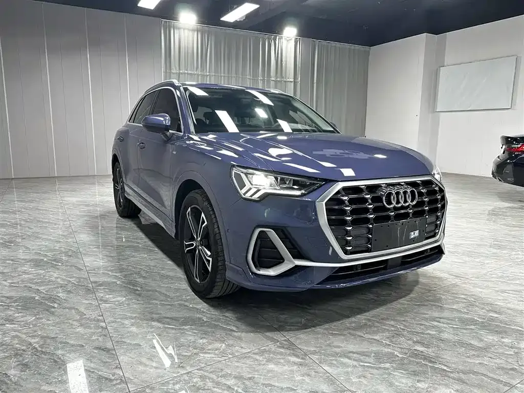 Audi Q3 — фото 7