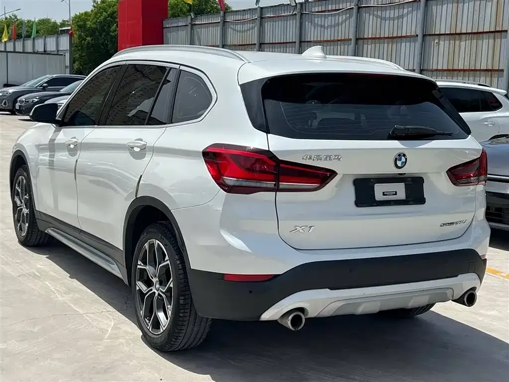 BMW X1 — фото 4