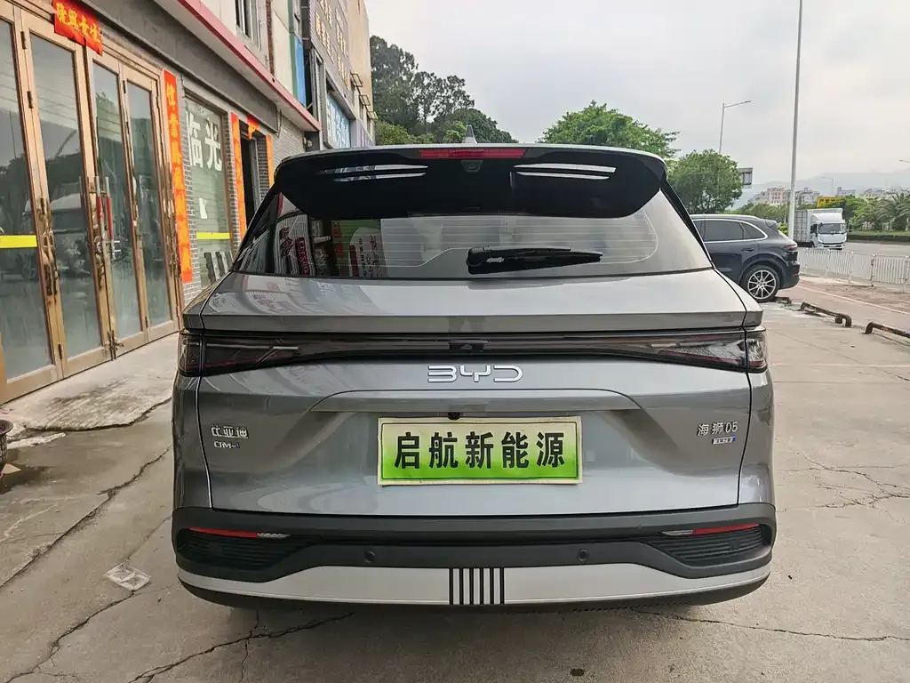 BYD Seal 05 DM-i — фото 4