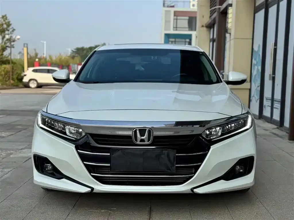 Honda Accord — фото 5