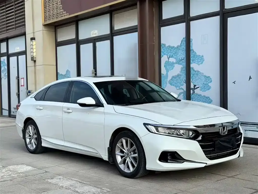 Honda Accord — фото 7