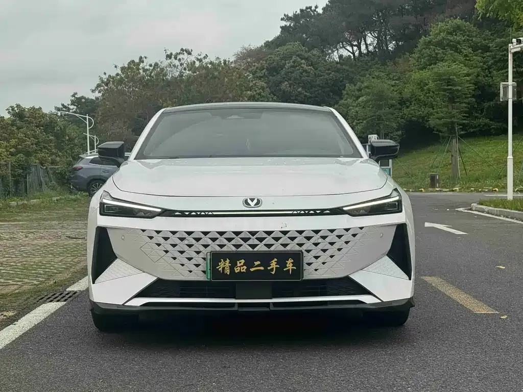 Changan UNI-V iDD 2024 из CN, фото 4
