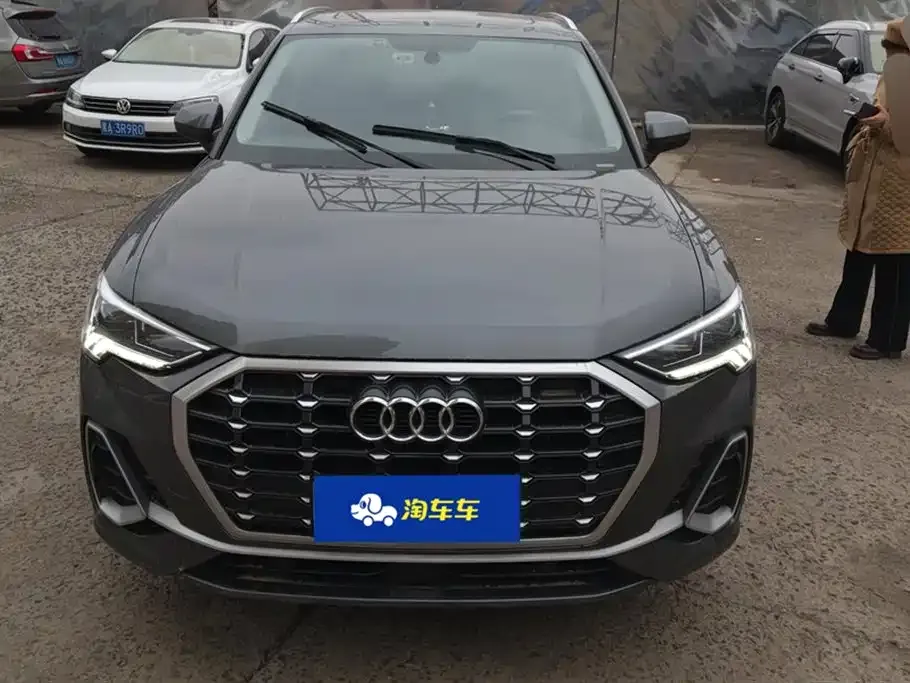 Audi Q3 — фото 2