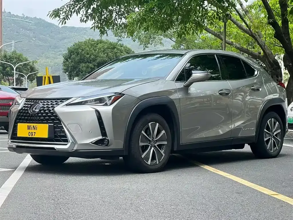 Lexus UX New Energy