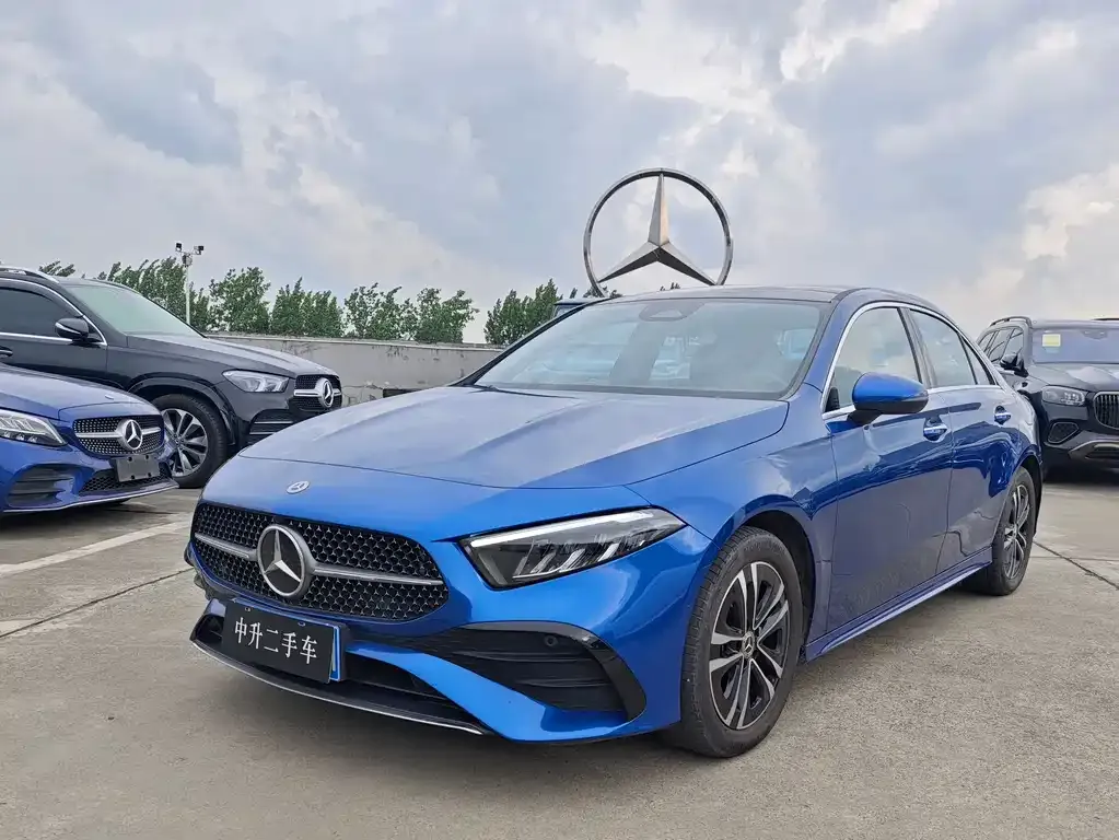 Mercedes-Benz A-Class — фото 1