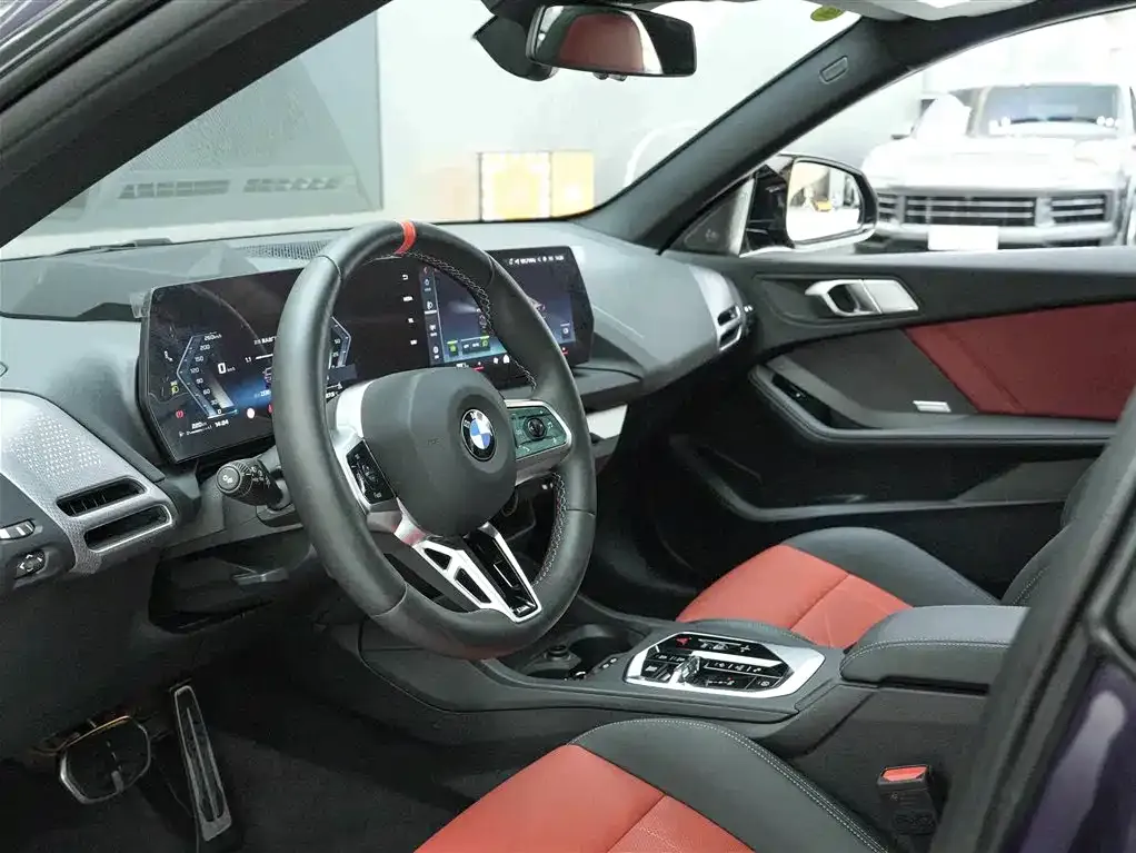 BMW M235L 2025 из CN, фото 8
