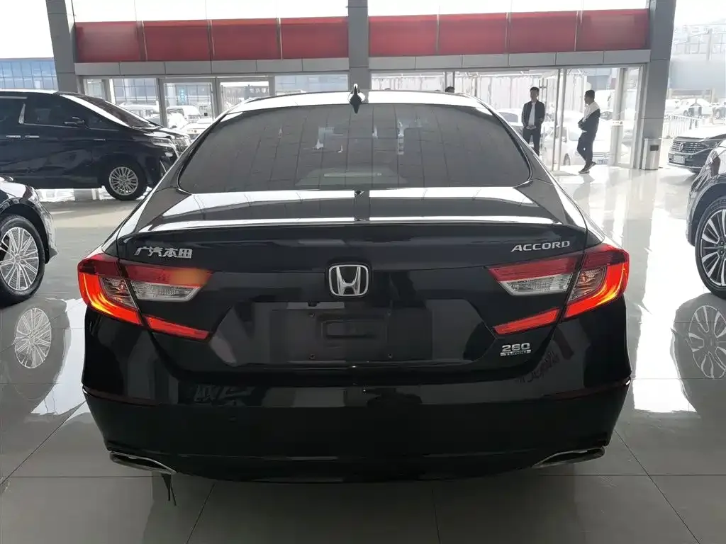 Honda Accord — фото 2