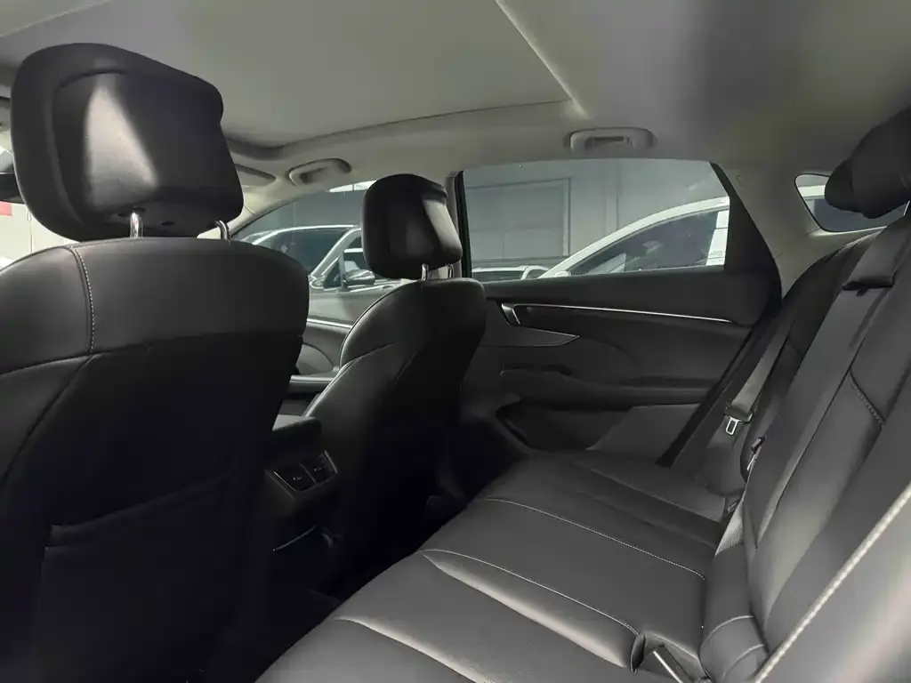 Buick LaCrosse 2024 из CN, фото 2