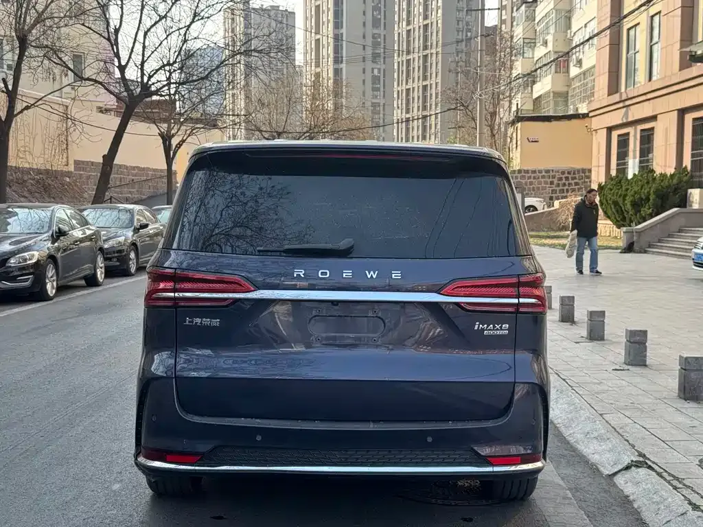 Roewe iMAX8 — фото 9