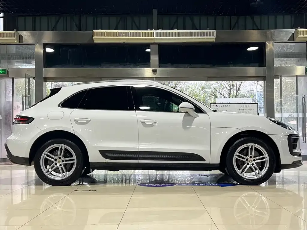 Porsche Macan 2023 из CN, фото 6