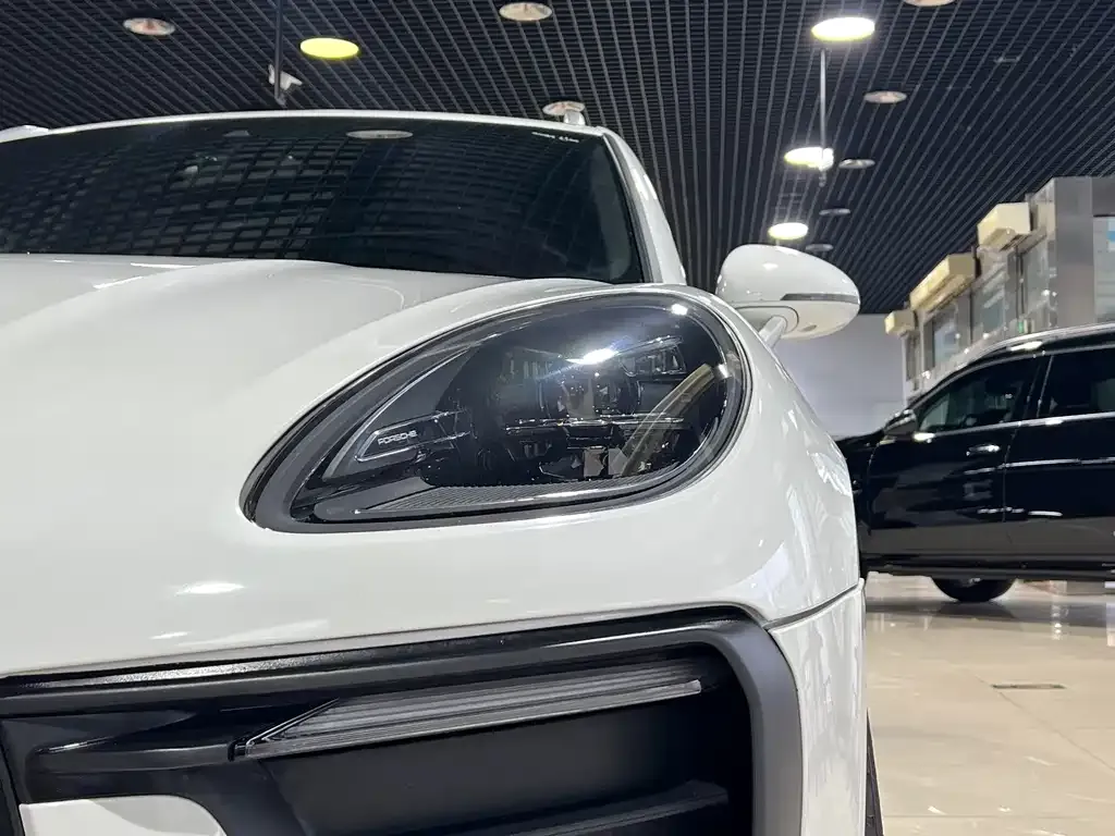 Porsche Macan 2023 из CN, фото 3