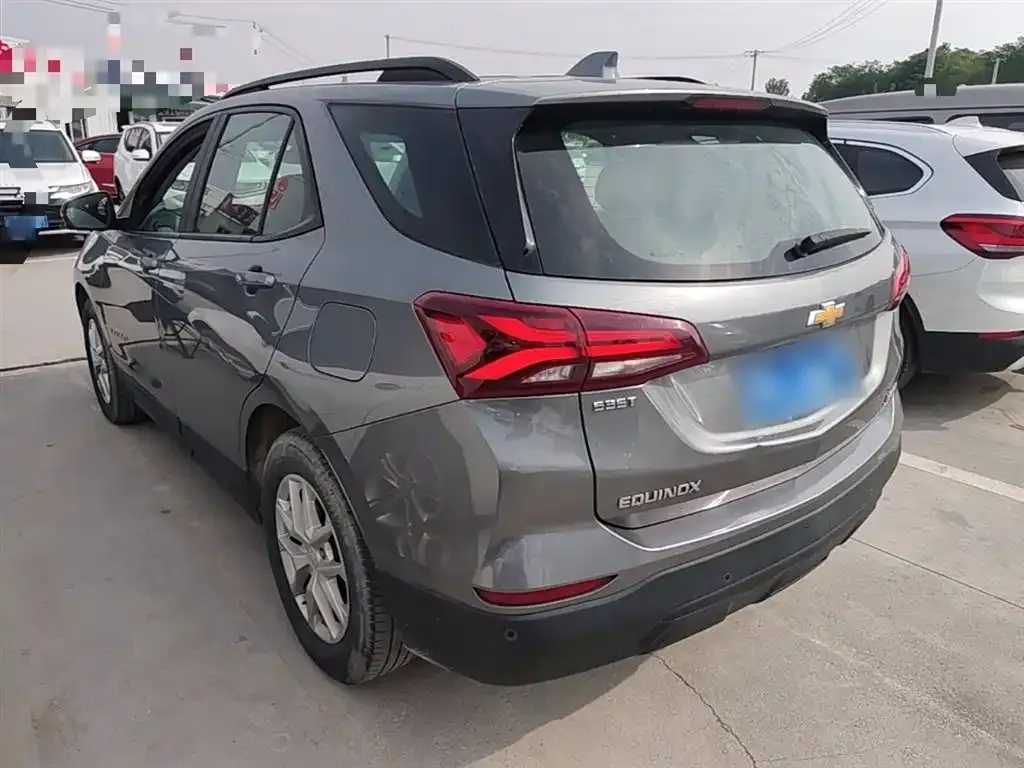 Chevrolet Equinox 2023 из CN, фото 7