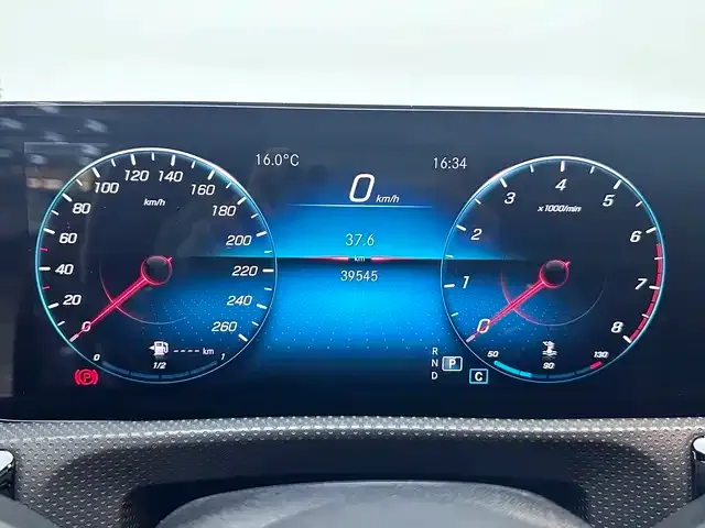 Mercedes-Benz CLA (Import) — фото 8