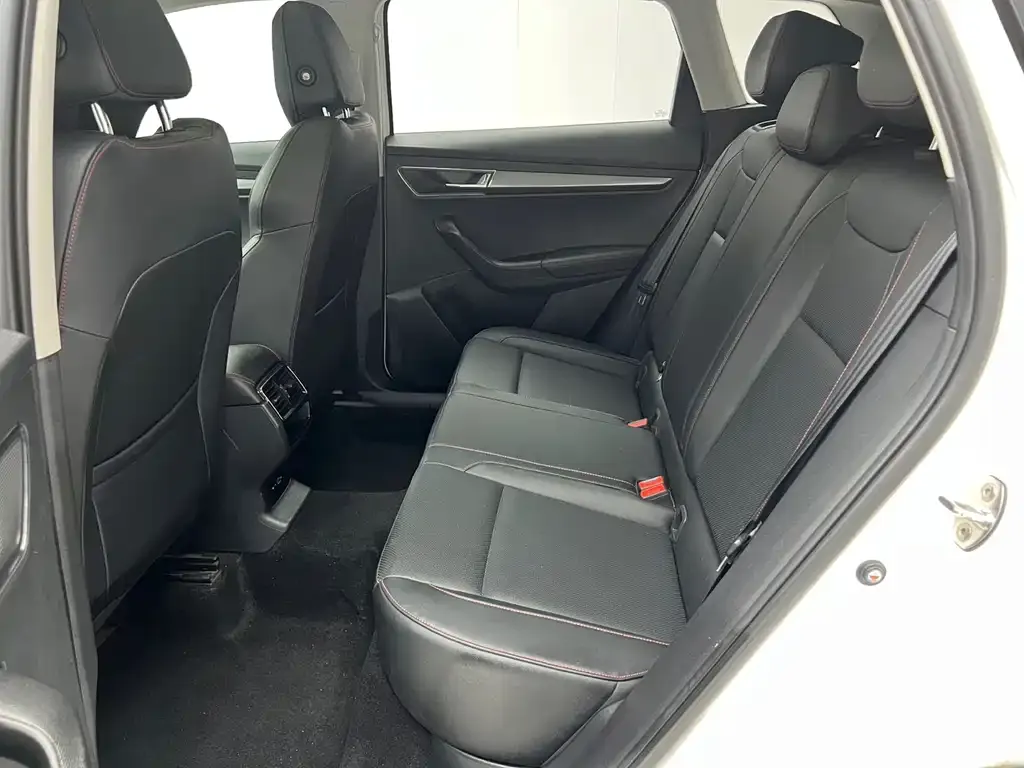 Skoda Karoq — фото 5