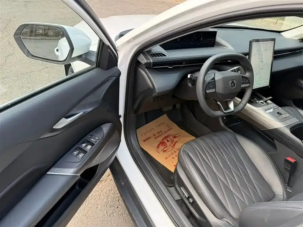 Changan Eado PHEV 2025 из CN, фото 5