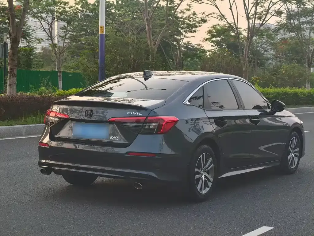 Honda Civic — фото 9