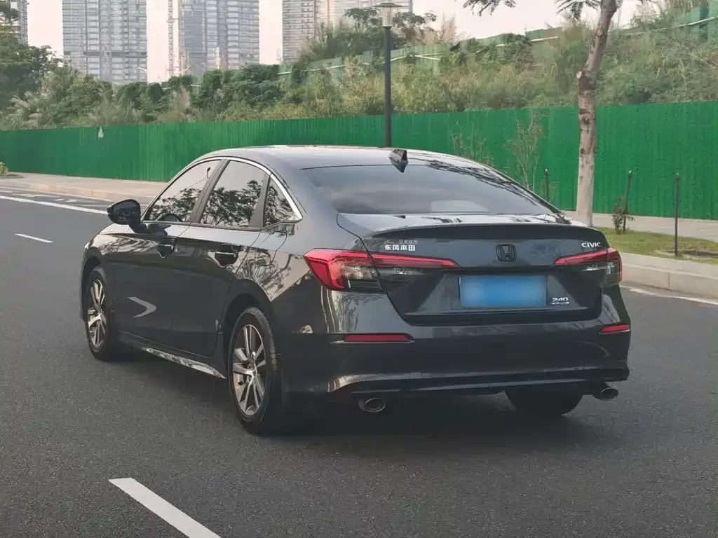 Honda Civic — фото 8