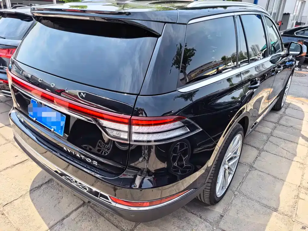 Lincoln Aviator — фото 6