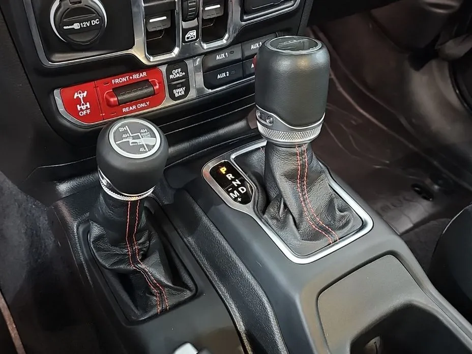 Jeep Gladiator 2023 из KR, фото 6