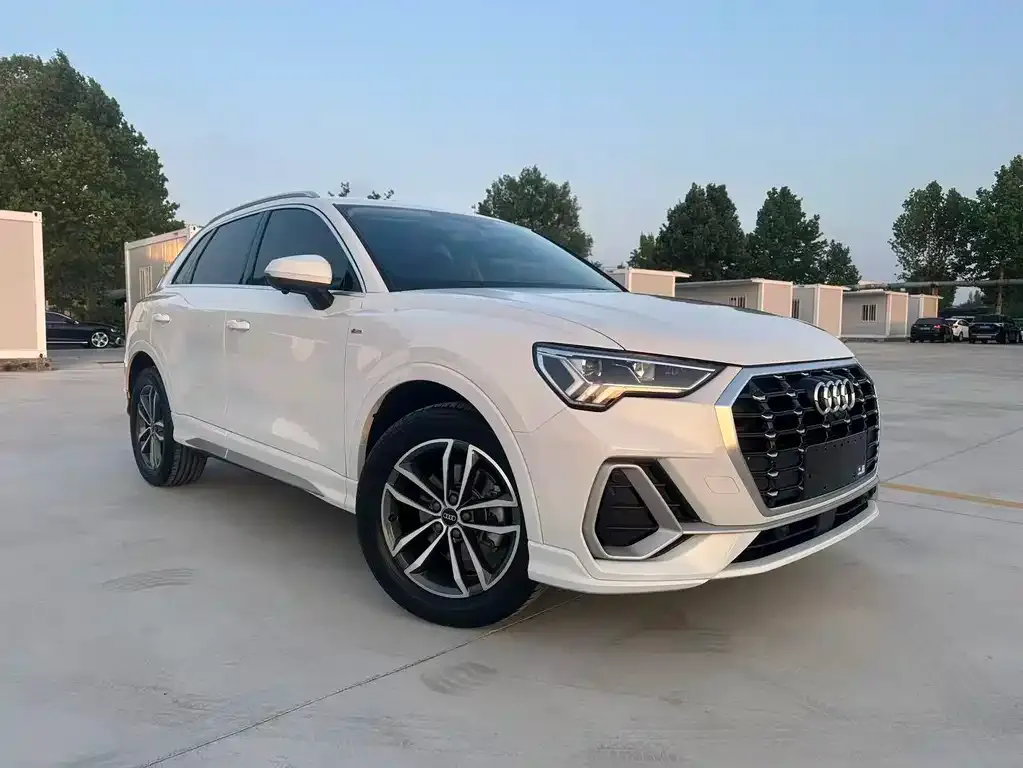 Audi Q3 — фото 6
