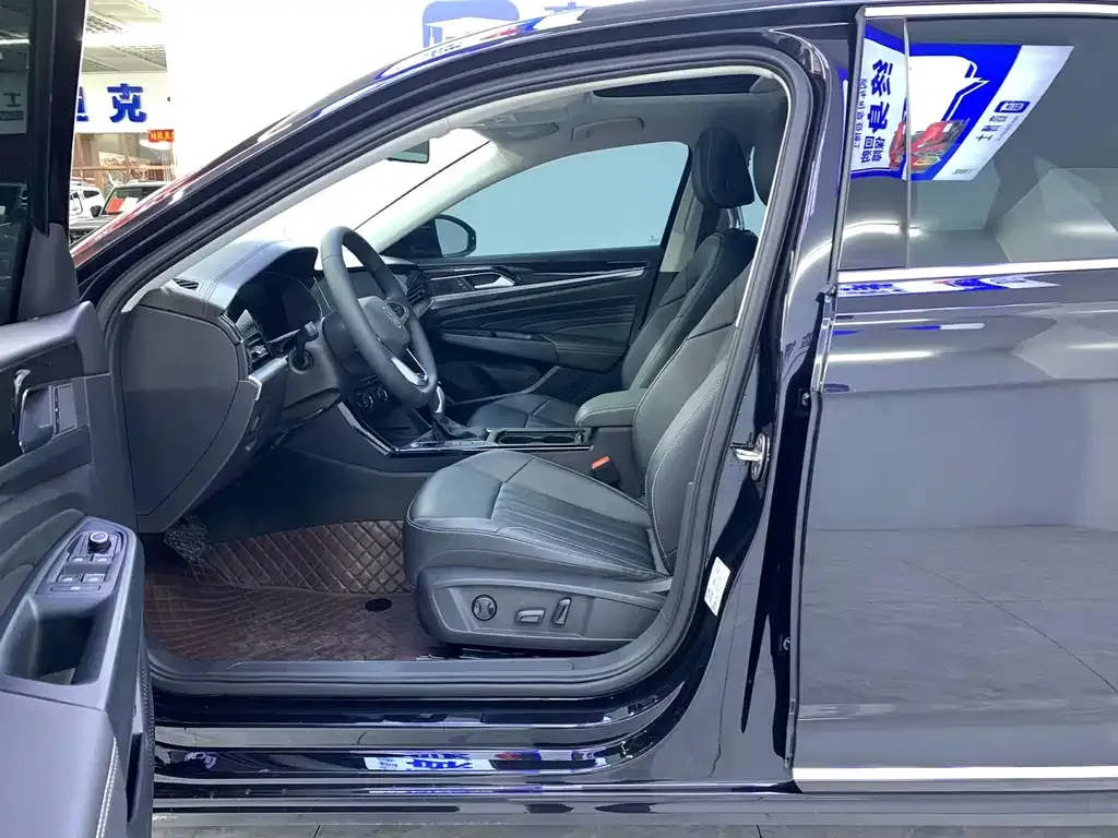 Volkswagen Passat — фото 8