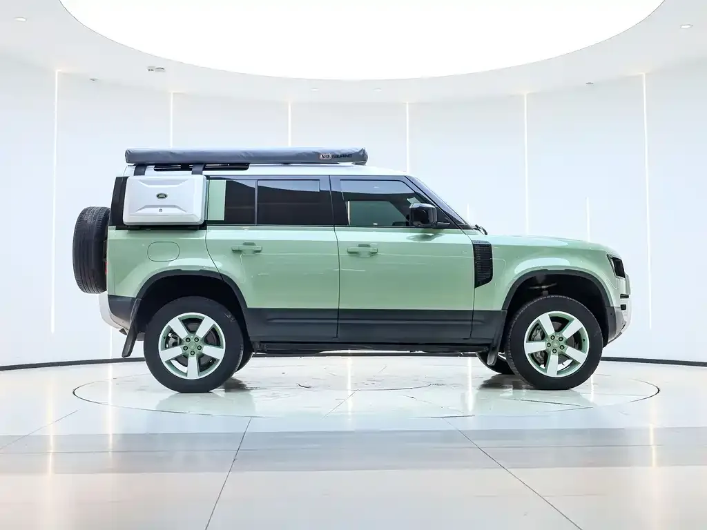 Land Rover Defender — фото 2