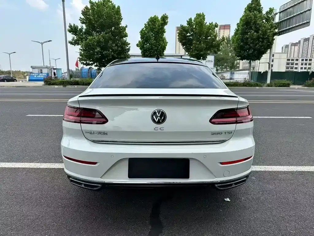 Volkswagen CC — фото 4