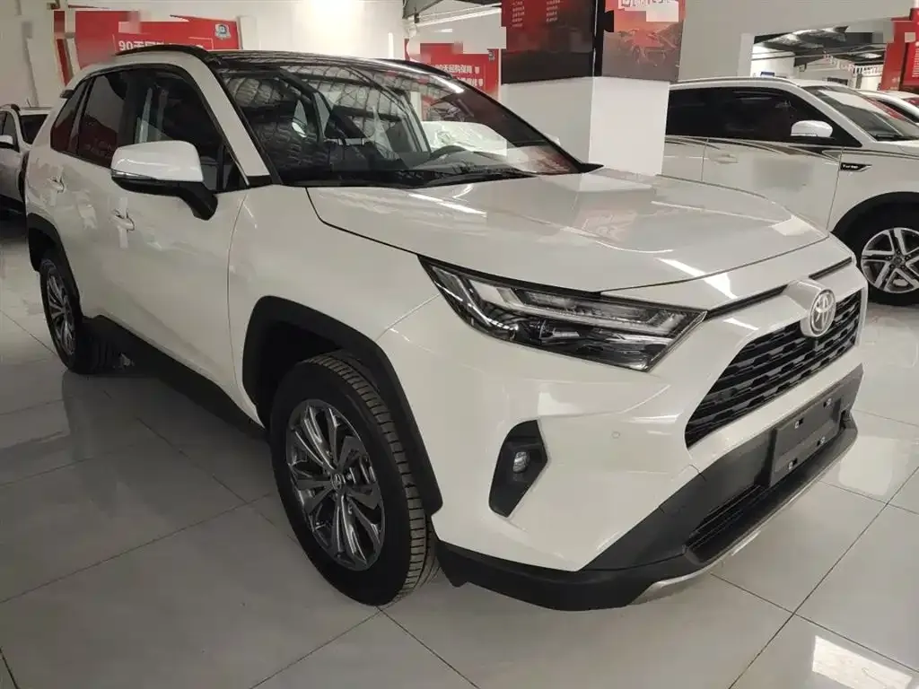 Toyota RAV4 — фото 7