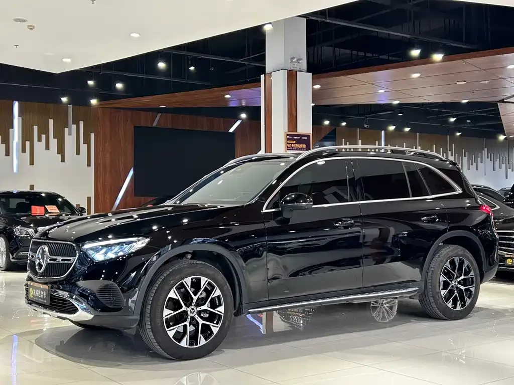 Mercedes-Benz GLC — фото 1