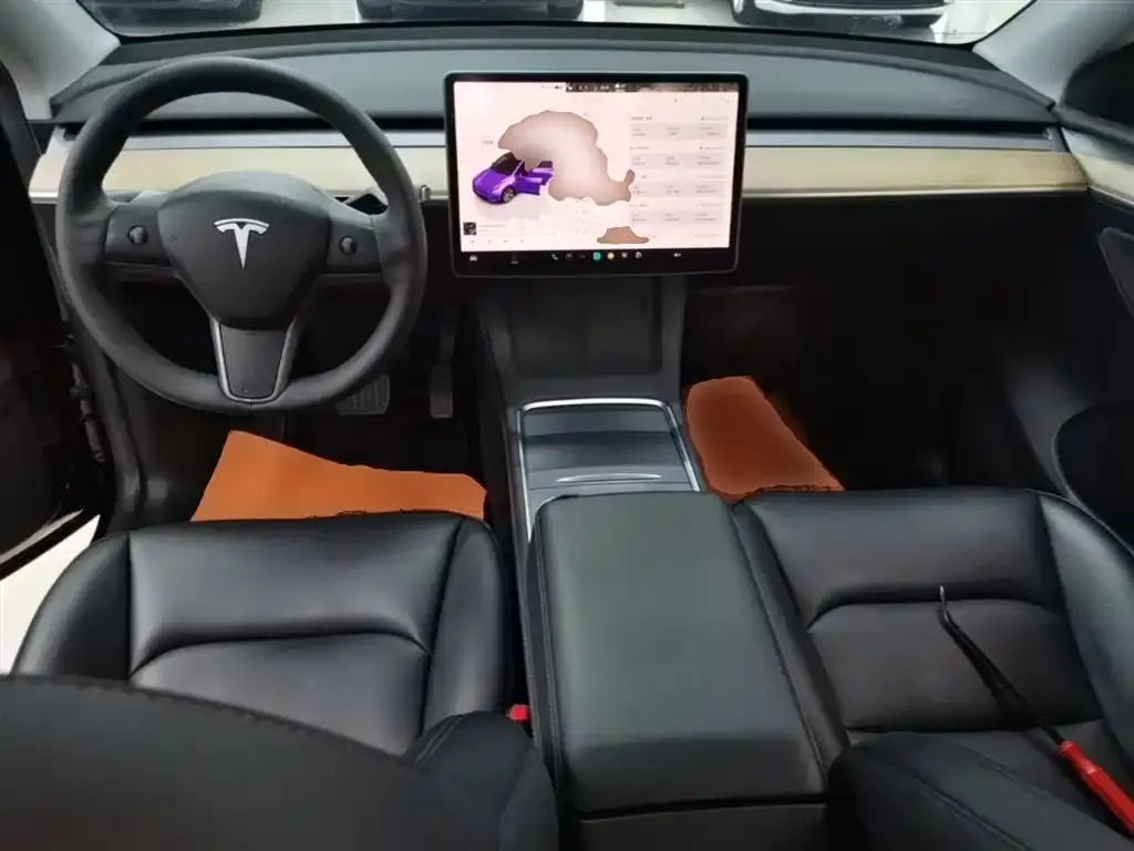 Tesla Model Y — фото 3