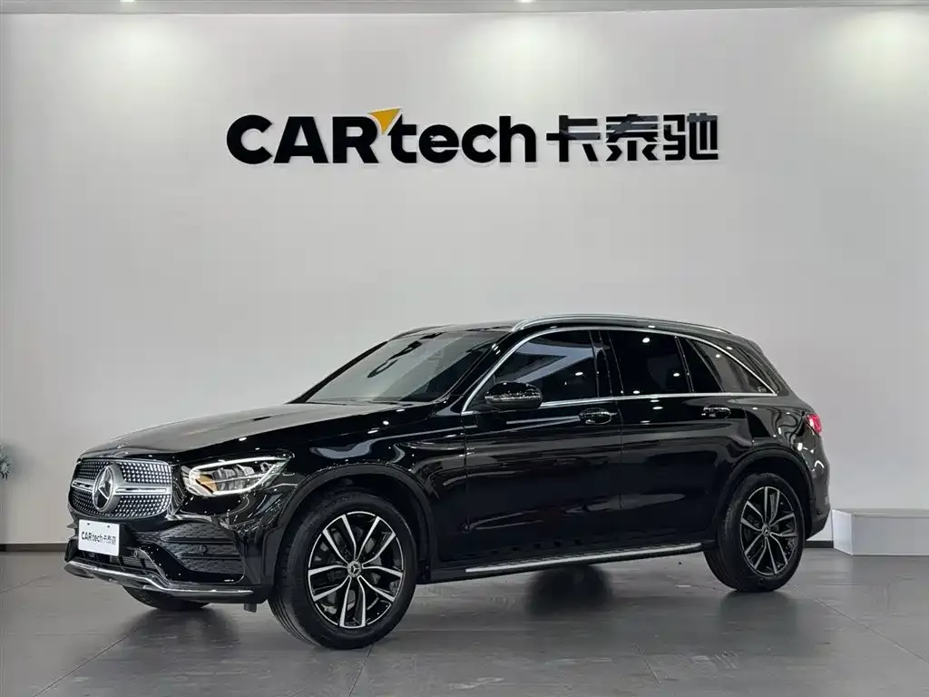 Mercedes-Benz GLC — фото 1