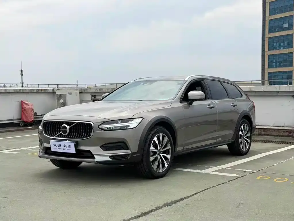 Volvo V90