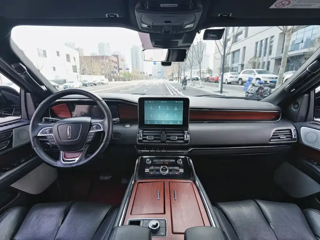 Lincoln Navigator 2021 из CN, фото 3