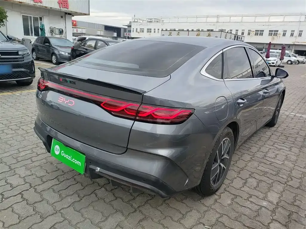 BYD Qin L — фото 6