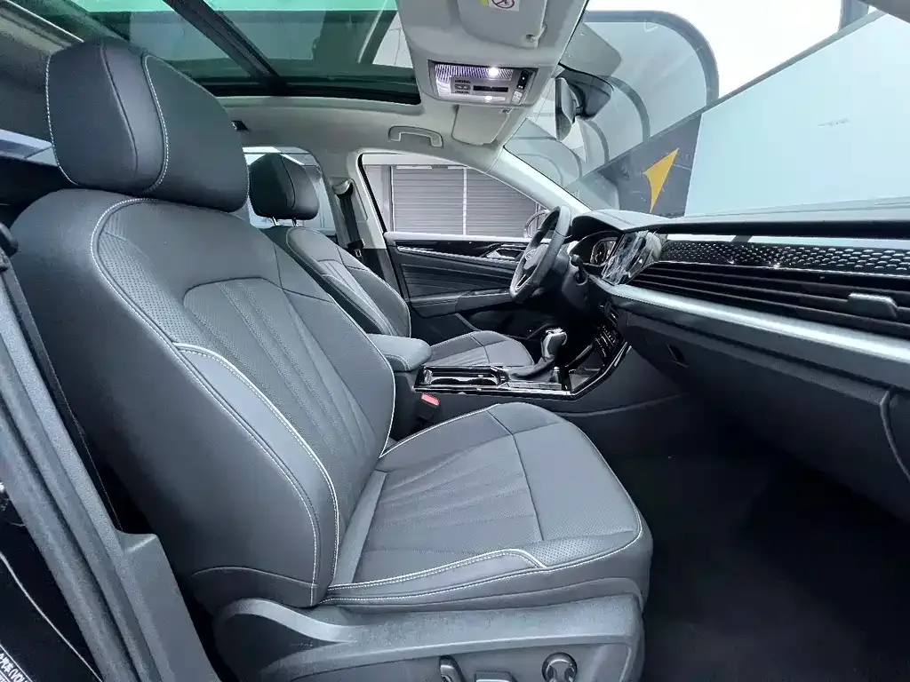 Volkswagen Passat — фото 3