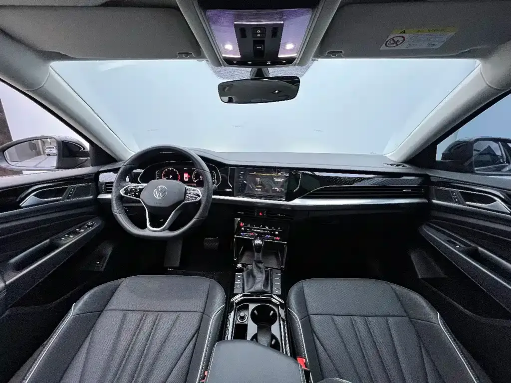 Volkswagen Passat — фото 6