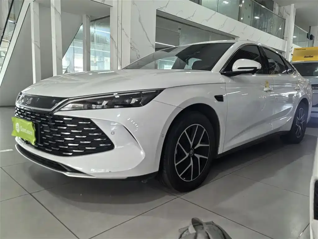BYD Qin L — фото 9