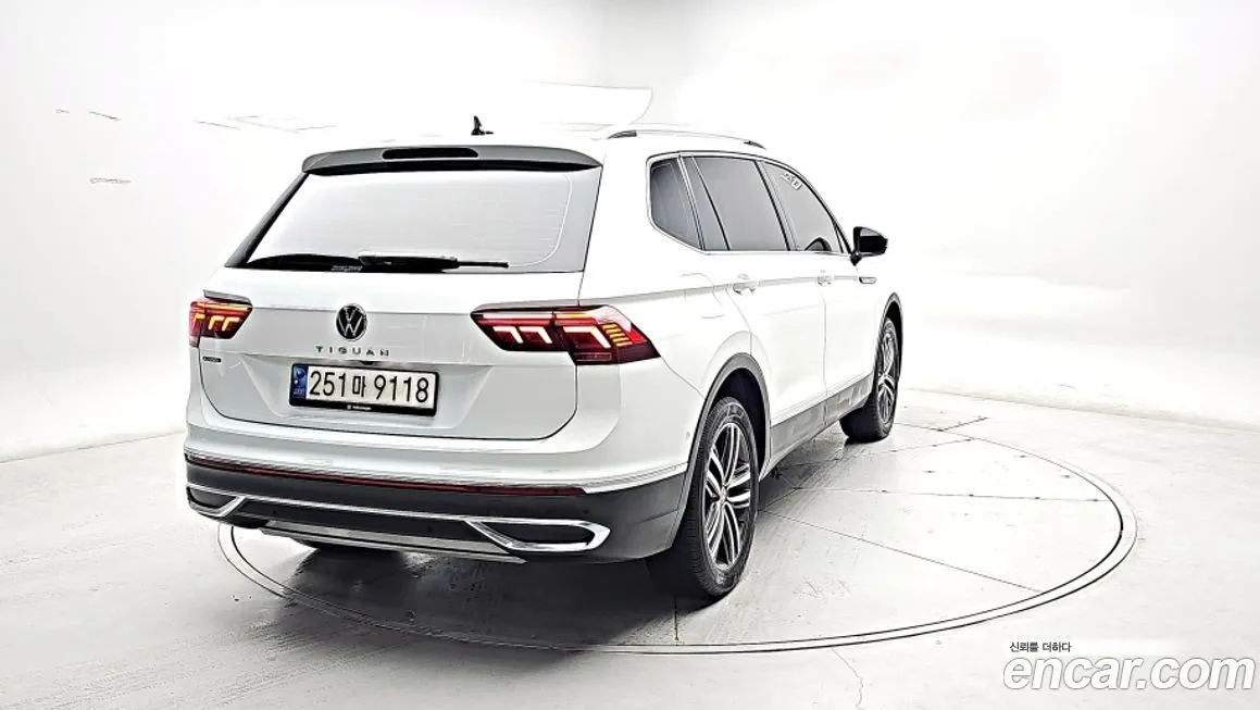 Volkswagen Tiguan 2023 из KR, фото 3