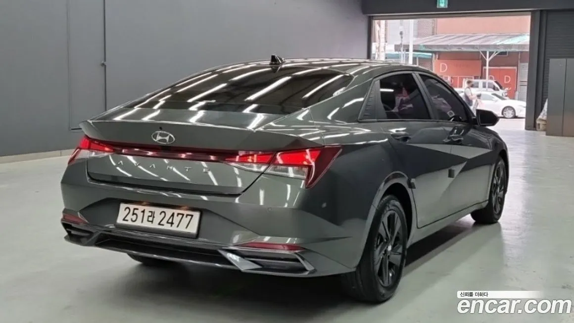 Hyundai AVANTE — фото 5