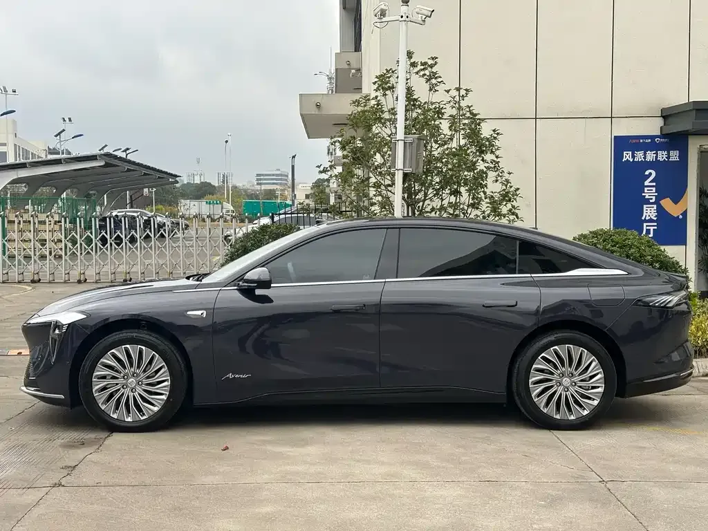 Buick Electra L7 2025 из CN, фото 7