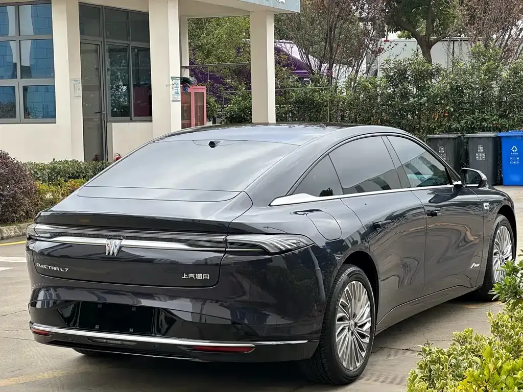 Buick Electra L7 2025 из CN, фото 5