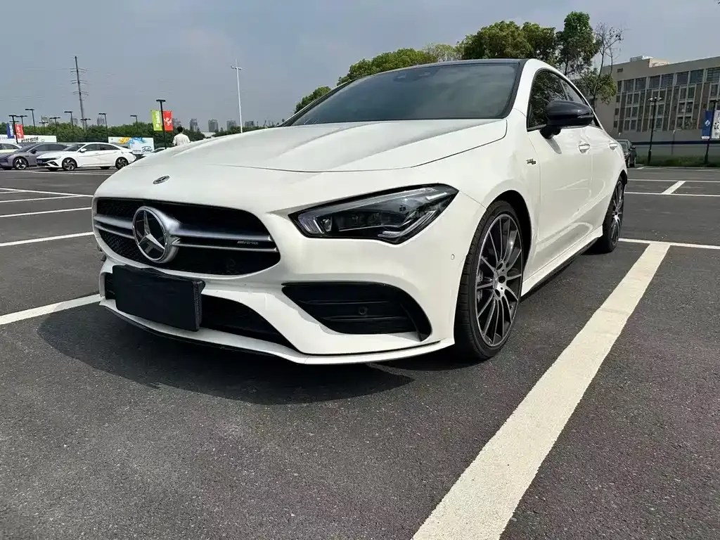 Mercedes-Benz CLA AMG