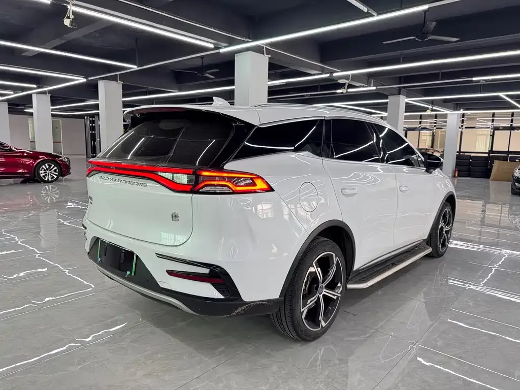 BYD Tang New Energy — фото 5