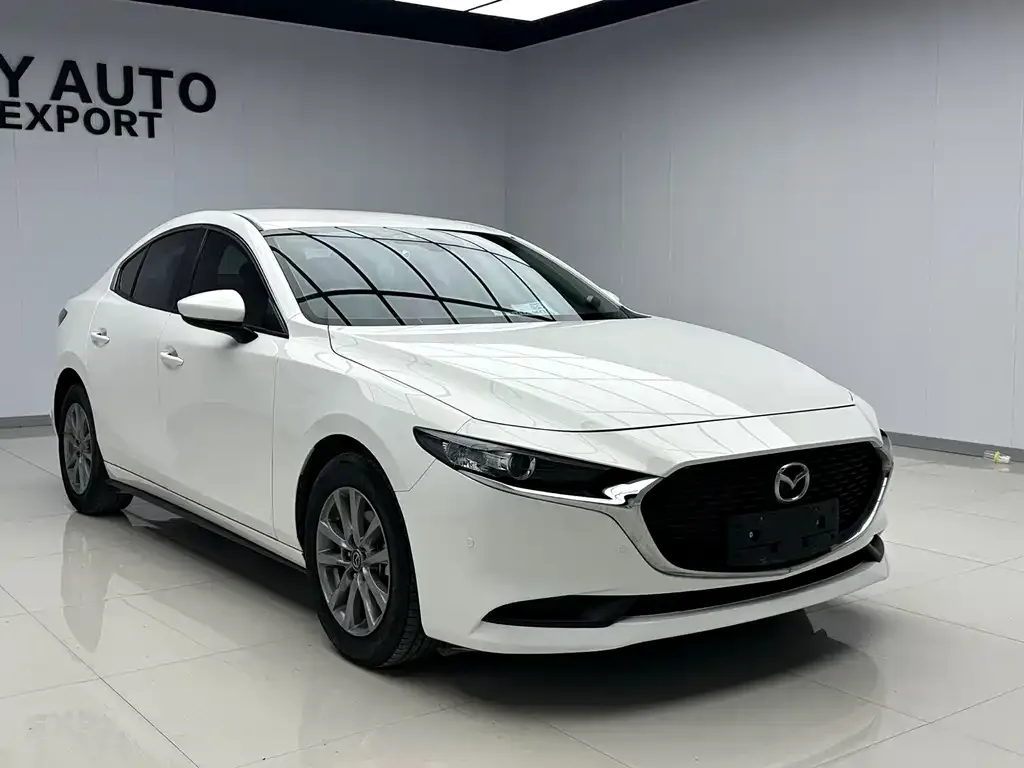 Mazda 3 Axela — фото 2