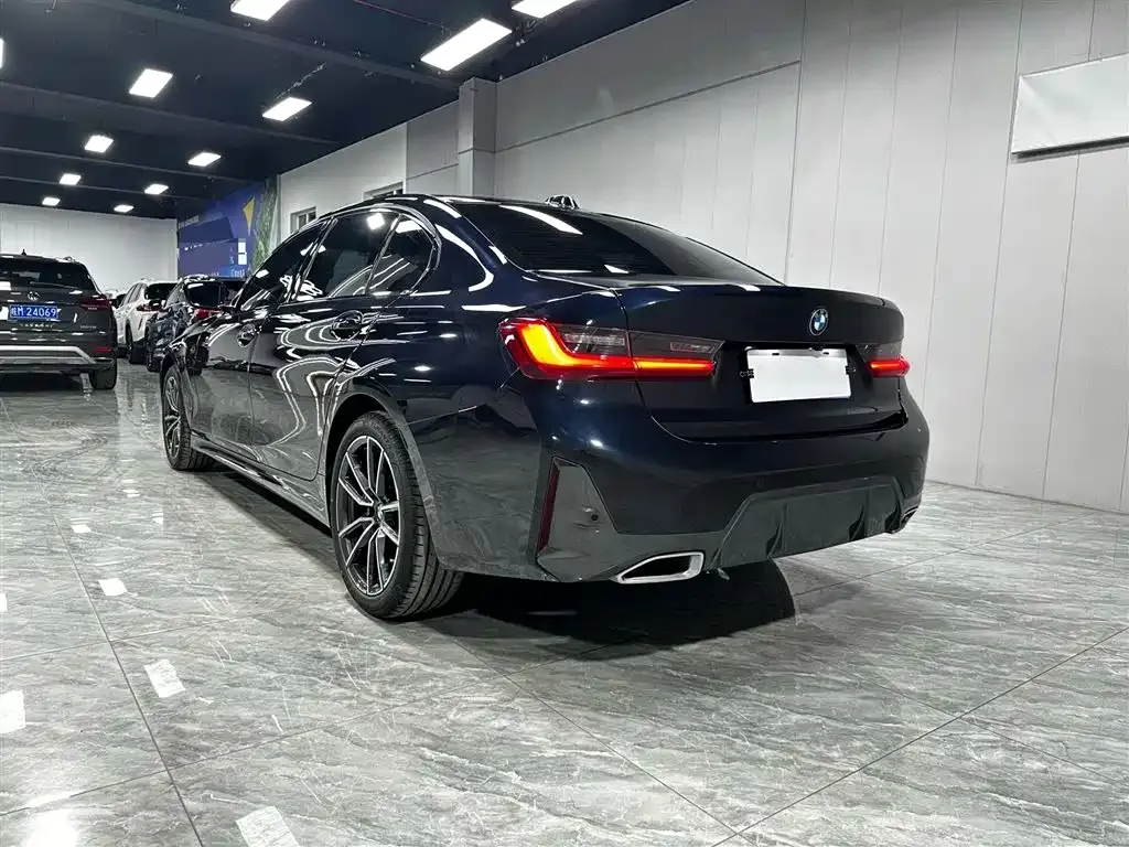 BMW 3 Series — фото 4